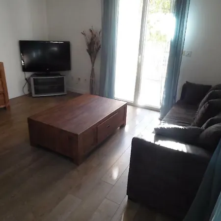 Apartment 4 Personnes